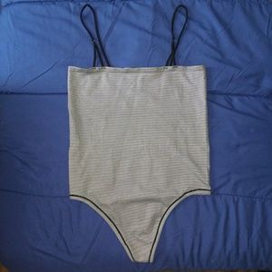 Bodysuit with micro stripes + double strap